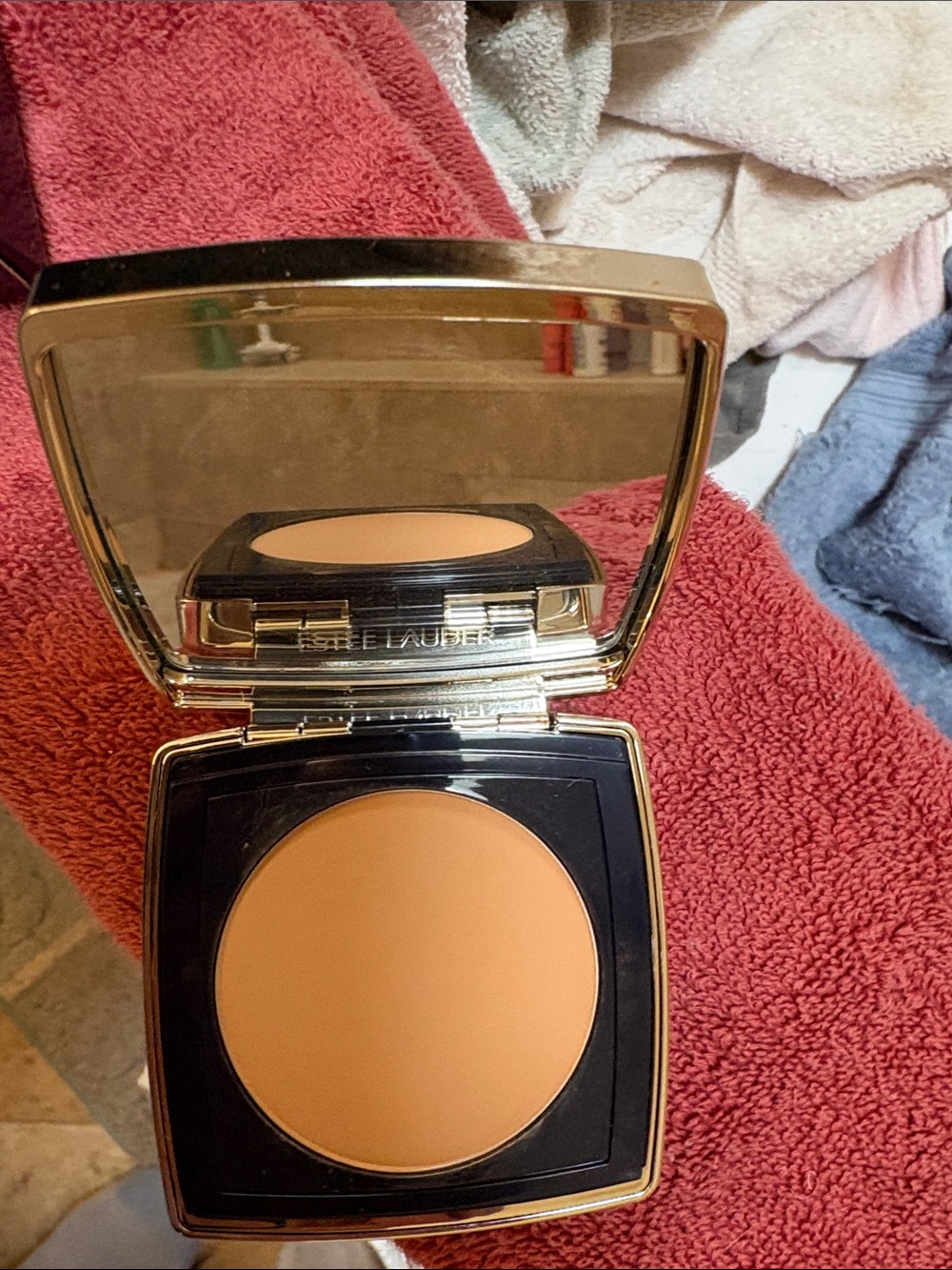 Estee Lauder Cream Compact Foundation - 4N2 Spiced Sand
